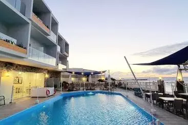 Hotel Almare Beach