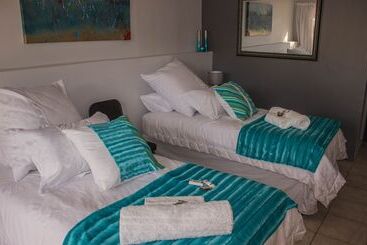 פנסיון Oppi Hoek Guest House