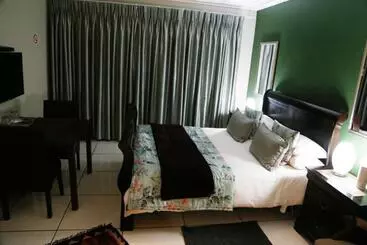 Bed and Breakfast Mt Horeb Manor
