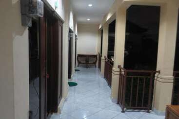 Sari Buana Bed & Breakfast