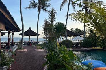 Hotel Pondok Bambu Resort   5 Stars Padi Dive Centre