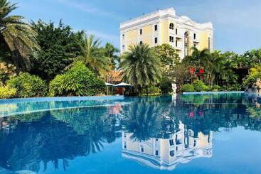 Hotel Try Palace Resort Kep