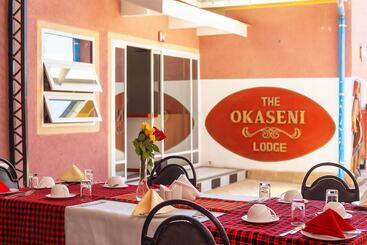 Общежитие The Okaseni Lodge