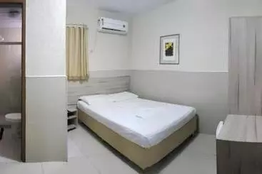Hotel Uzi Praia