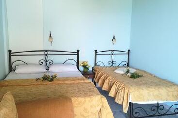 Bella Vista Apartments