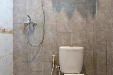 فندق Capital O 612 Dante Guesthouse