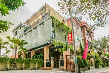 酒店 Capital O 612 Dante Guesthouse