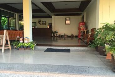 Hotel Huaymuang Apartment