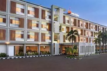 Hotel Swissbelinn Cibitung