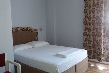 Отель Theoxenia