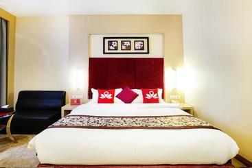 Hotel Zen Rooms Near Bcs Mall Penuin