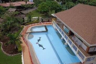 Nickles Park Resort And Apartments