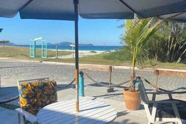 בית מלון כפרי Terra Nova Cabo Frio Front Beach