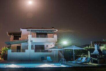 Turistlägenheter Village Villas