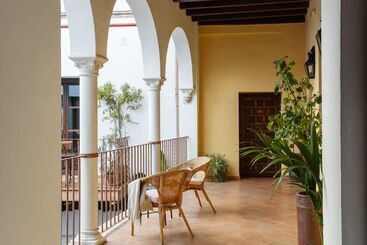 آپارتمان‌های توریست‌ها Apartamentos Los Patios De La Judería