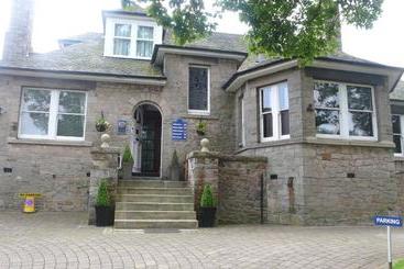 تختخواب و صبحانه Sandilands House