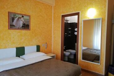 Hotel Albergo Roma