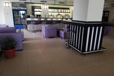 בית מלון כפרי Heat Complex Family