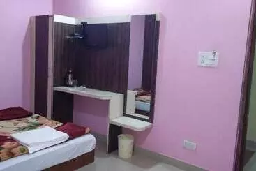 Bed and Breakfast Raj Residency