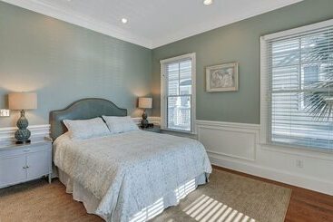 Kır Evi 20 Morgan Place Drive By Avantstay Waterfront Home W/ Private Dock