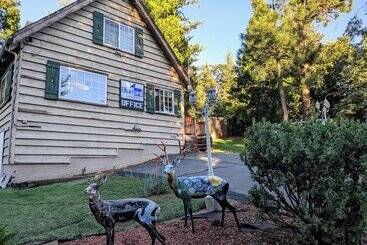 Bluebird Cottage Inn