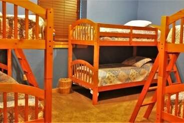 Teton Hostel Hideaway