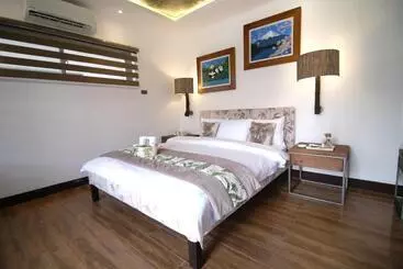 Hotel Chateau Genevie Resort And Event Center