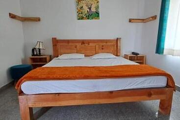 Отель J Terminal