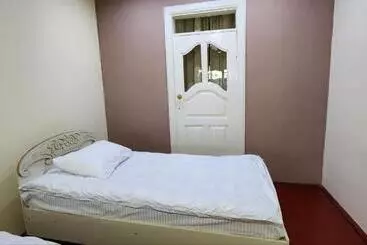 ペンション Sim Sim Hostel