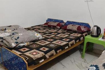 호텔 Surya Palace & Restaurant