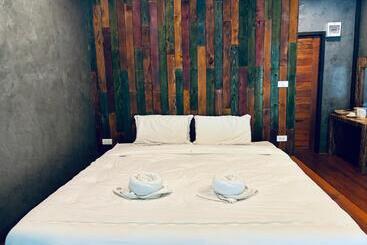 The Good View Erawan Resort