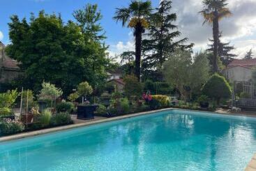 住宿加早餐 Le Relais Du Puy