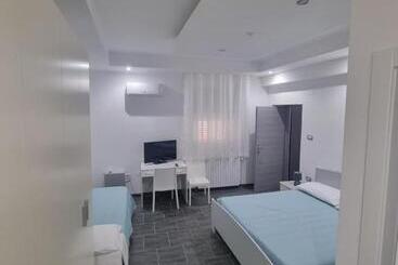 مبيت وإفطار Piazza Salotto