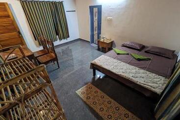 Hostel Exp, Auroville   A Rural Retreat Experience