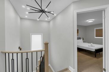 فندق Crescentwood Properties