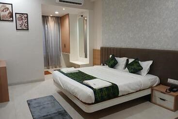 酒店 Maa Bhagwati Palace