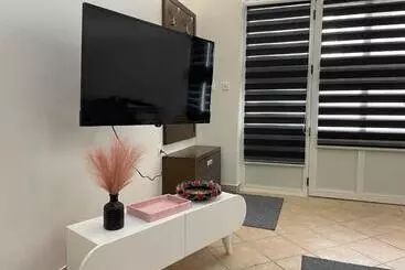 پانسیون Apartman H13