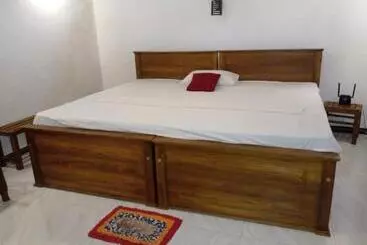 Pensione Neel S Guest House