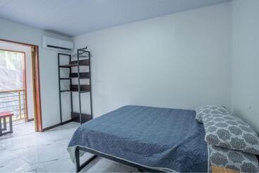 Aparthotel Studio With Ac, Smart Tv, Kitchen, Bath Pool 3