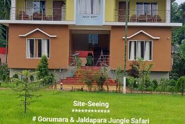 Otel Amar Aranya Resort