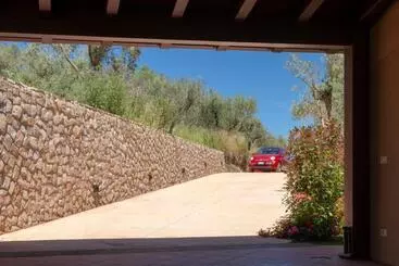 Pensione Villa Cammà   Country Villa With 4 Bedrooms And Pool