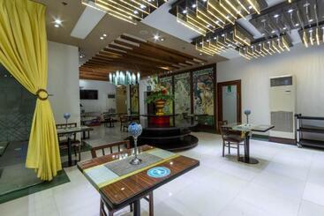 Eurotel Vivaldi Araneta