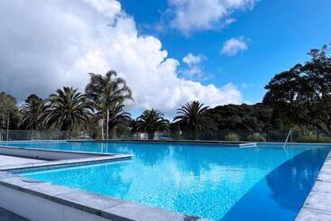 Resort Haruru Falls Motel & Conference Centre