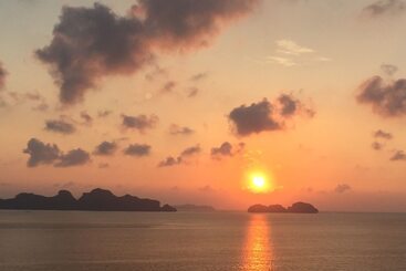 Resort Noanoa Island