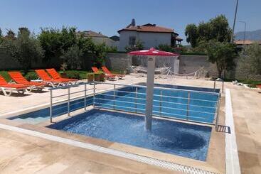 Aparthotel Eva Apart