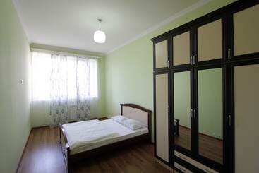 هتل آپارتمان Flatsinyerevan In The City Center
