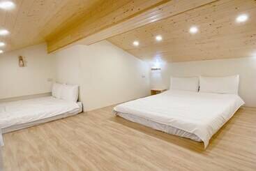 Happienss Sea Surfing B&b