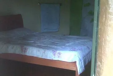 هتل Leisure Gardens