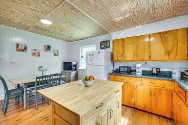 קוטג'' Historic Hawkins House Located On Sewanee Campus