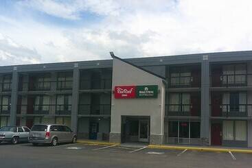 Otel Hometowne Studios By Red Roof Richmond   Airport Sandston